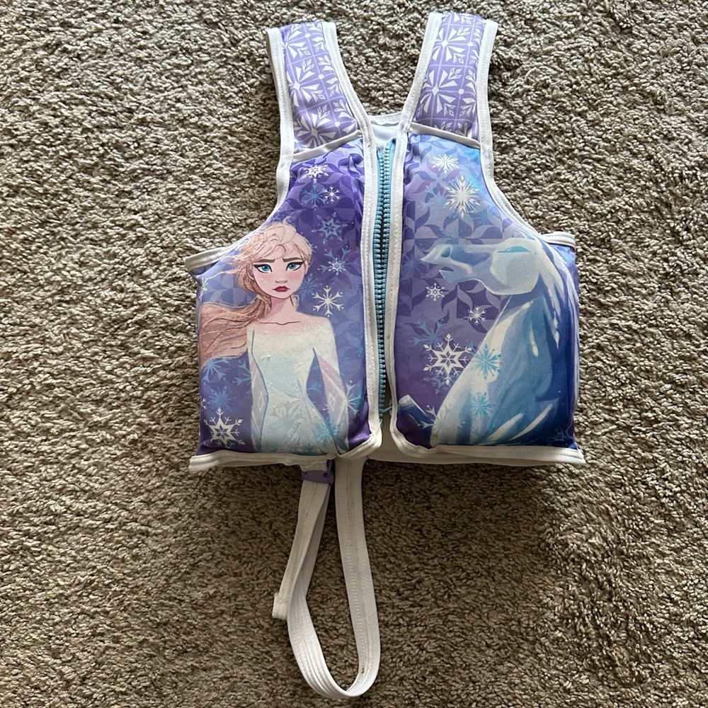 Frozen toddler life jacket❄️